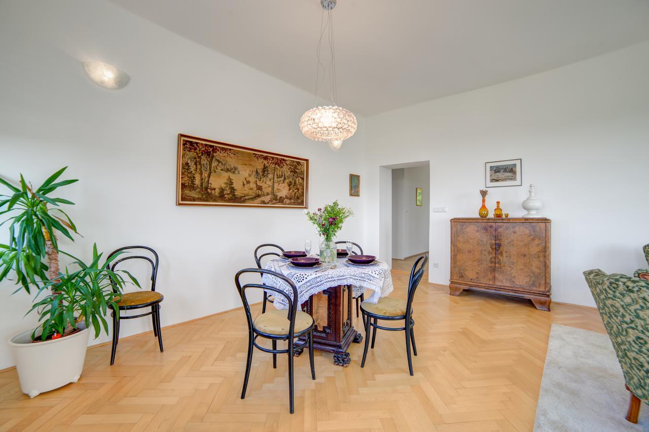 Nosislav Apartments Екстер'єр фото