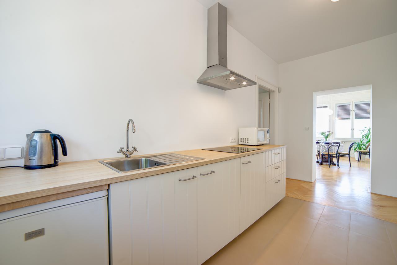Nosislav Apartments Екстер'єр фото